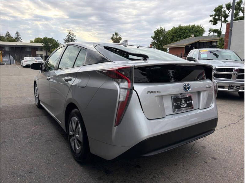 2016 Toyota Prius