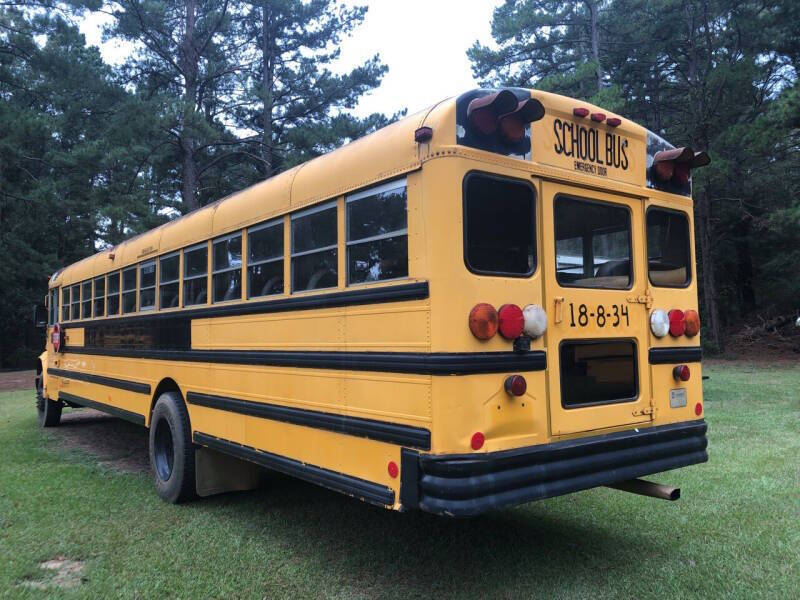 2001 International 3000IC