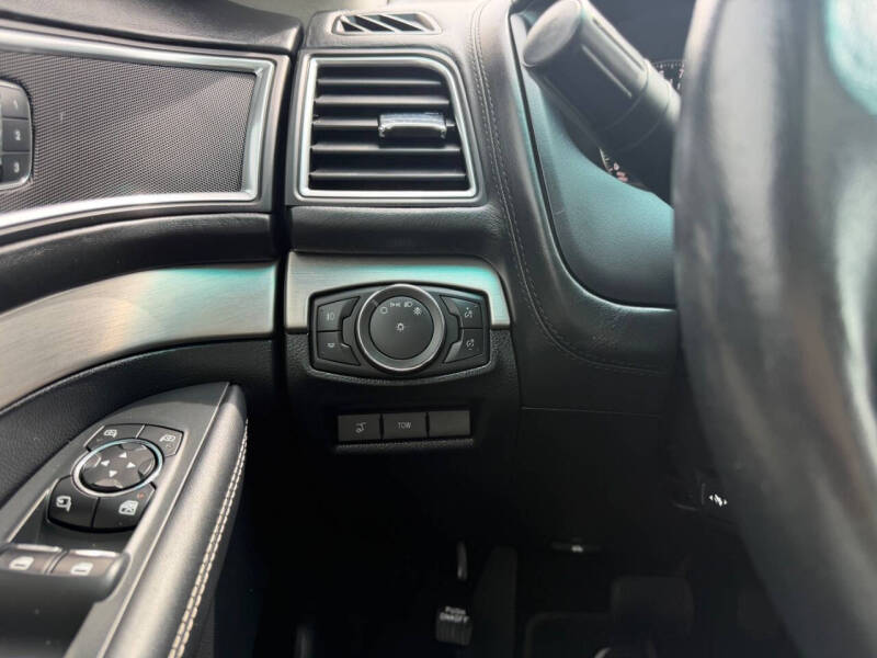 2016 Ford Explorer Platinum
