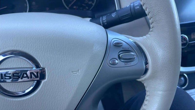 2017 Nissan Murano SV