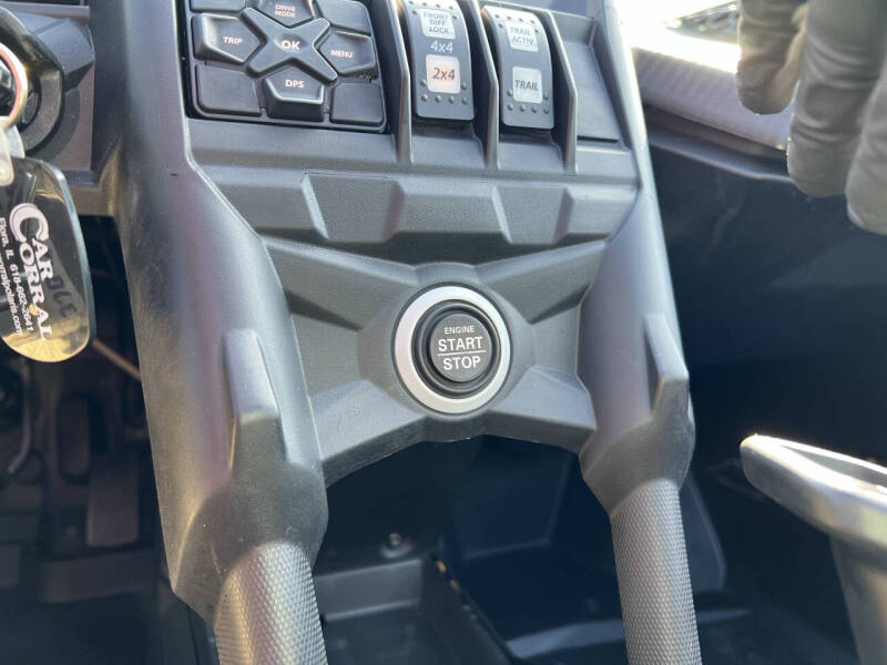 2024 Can-Am MAVERICK X3 RS