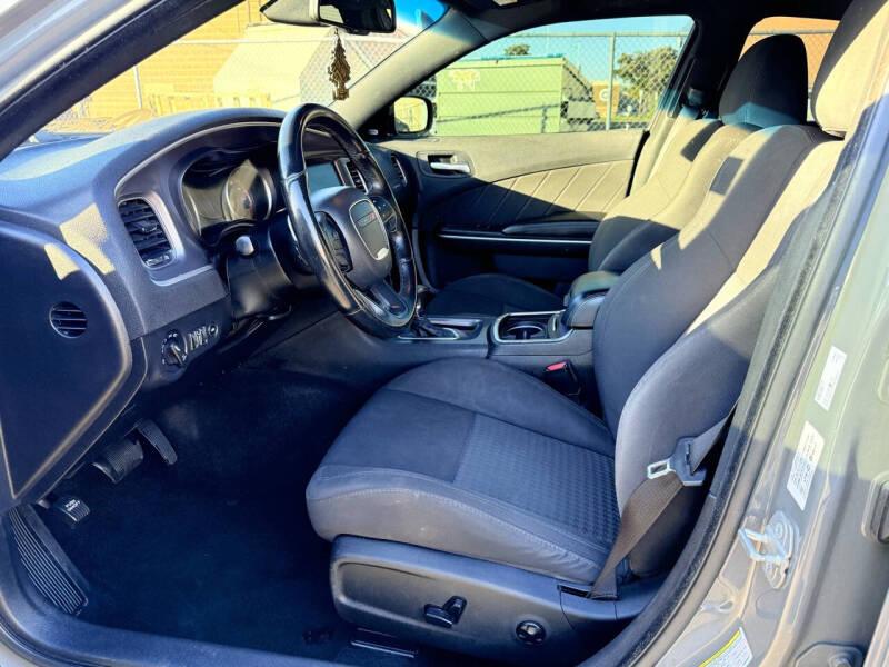 2019 Dodge Charger GT photo 11