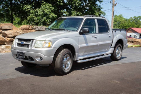 2005 Ford Explorer Sport Trac for sale at CROSSROAD MOTORS in Caseyville IL