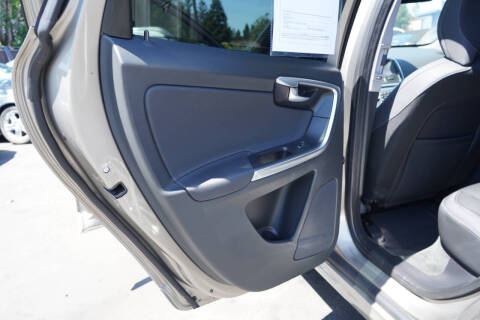 2015 Volvo XC60 T5