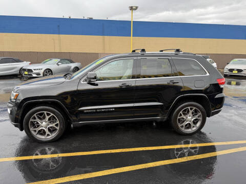 2018 Jeep Grand Cherokee Sterling Edition
