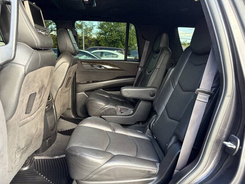 2016 Cadillac Escalade Platinum