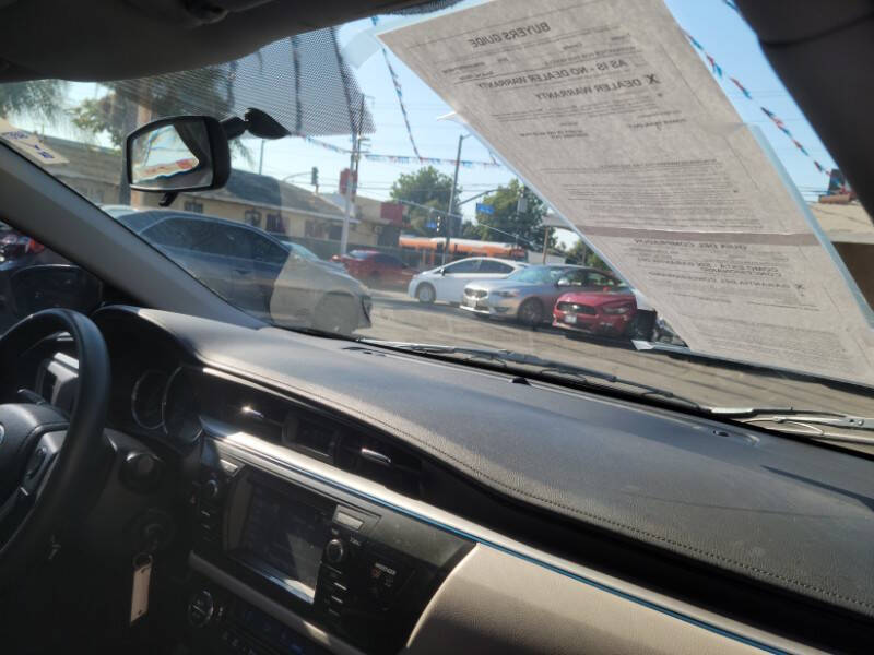 2014 Toyota Corolla LE