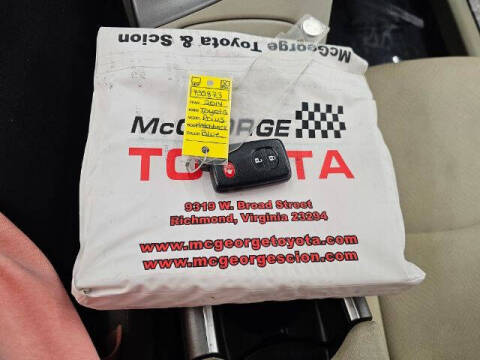 2014 Toyota Prius Two