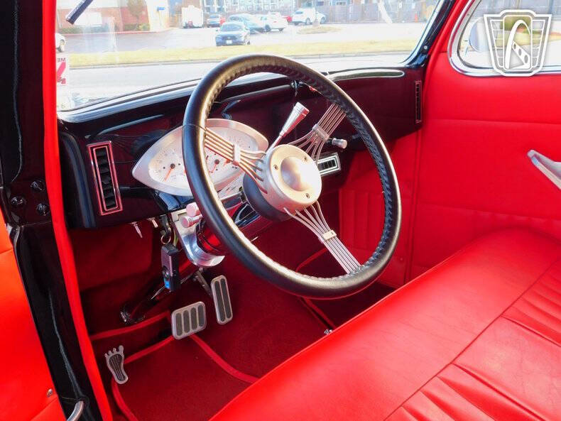 1935 Ford Tudor