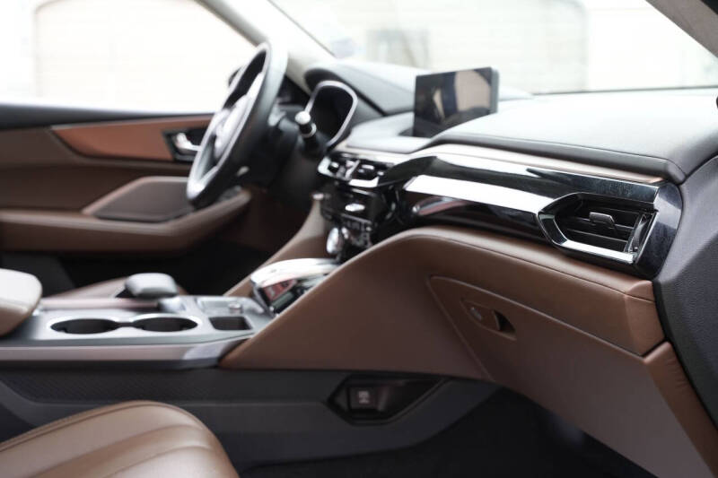 2023 Acura MDX w/Tech