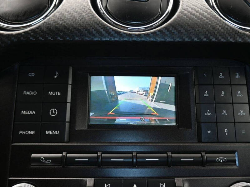 2017 Ford Mustang V6