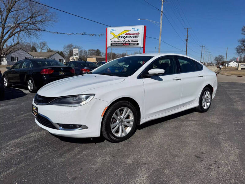 2016 Chrysler 200