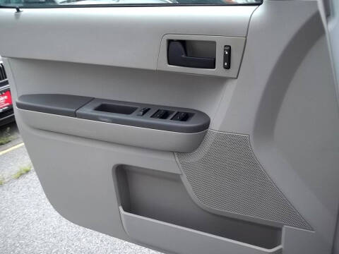 2011 Ford Escape XLS