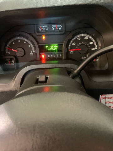 2013 Ford E-Series E-350 SD XLT