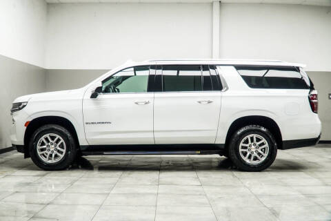 2024 Chevrolet Suburban LT