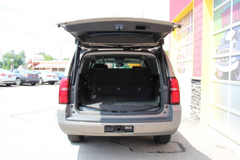 2018 Chevrolet Suburban LT