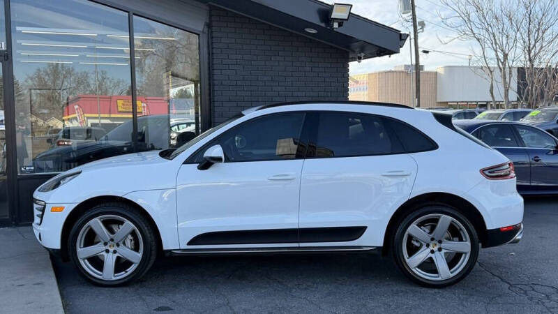 2016 Porsche Macan S