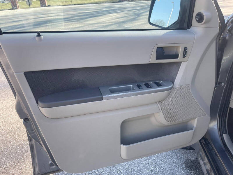 2009 Ford Escape XLT