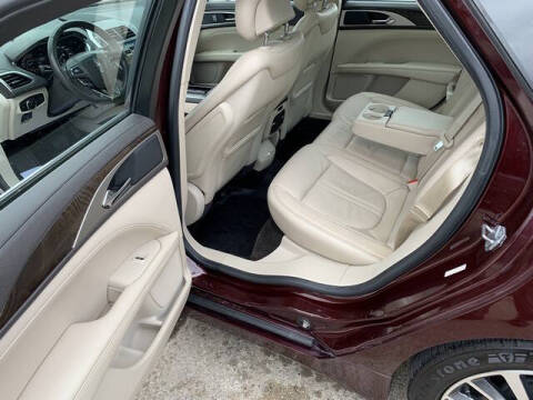 2017 Lincoln MKZ Select