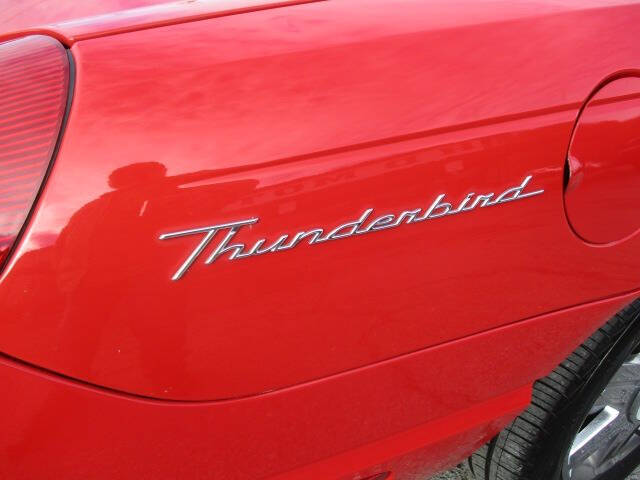 2004 Ford Thunderbird Deluxe