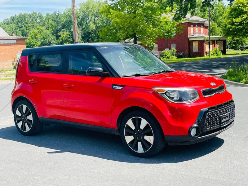 2016 Kia Soul +