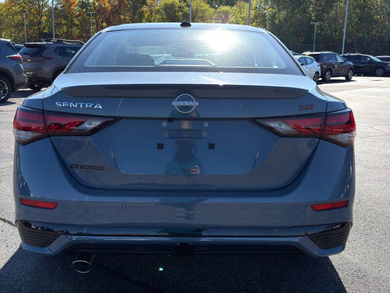 2025 Nissan Sentra SR