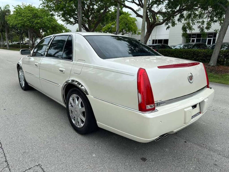 2008 Cadillac DTS Luxury I