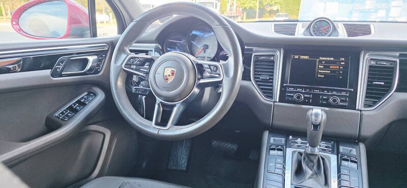 2016 Porsche Macan S