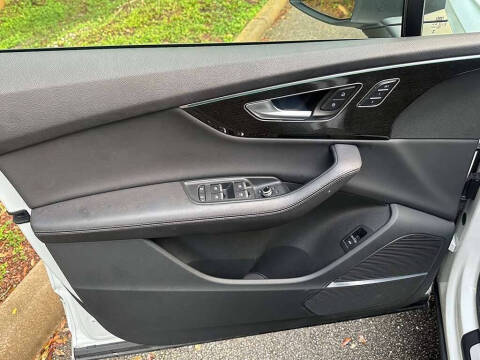 2024 Audi Q7 quattro Premium Plus 45 TFSI