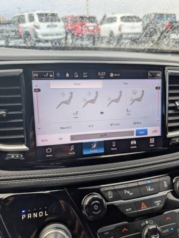 2022 Chrysler Pacifica Touring