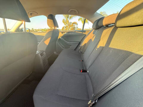 2015 Volkswagen Jetta