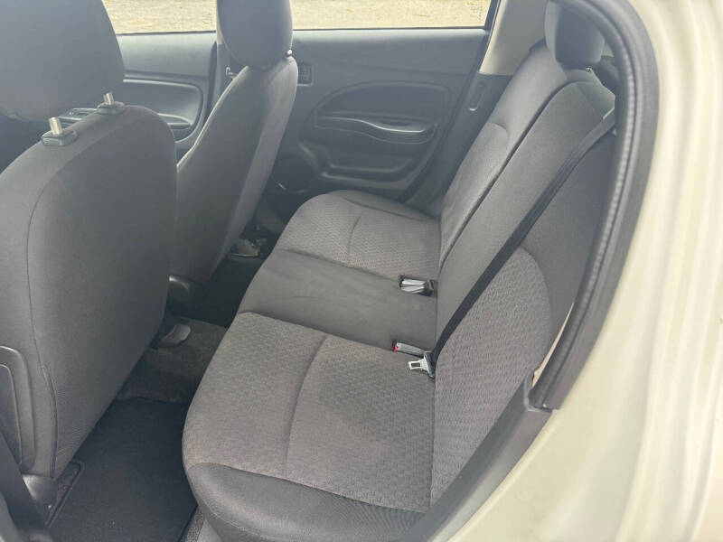 2018 Mitsubishi Mirage ES