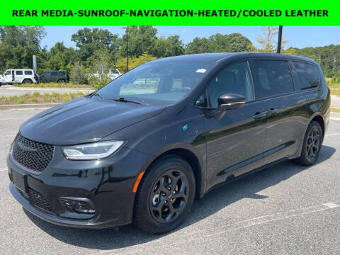2022 Chrysler Pacifica Hybrid