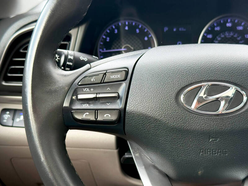 2020 Hyundai Elantra