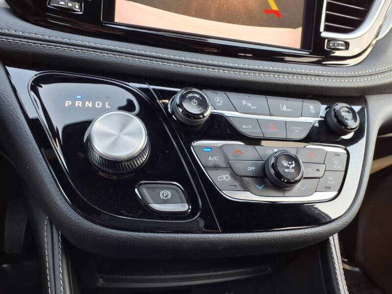 2026 Chrysler Pacifica Limited
