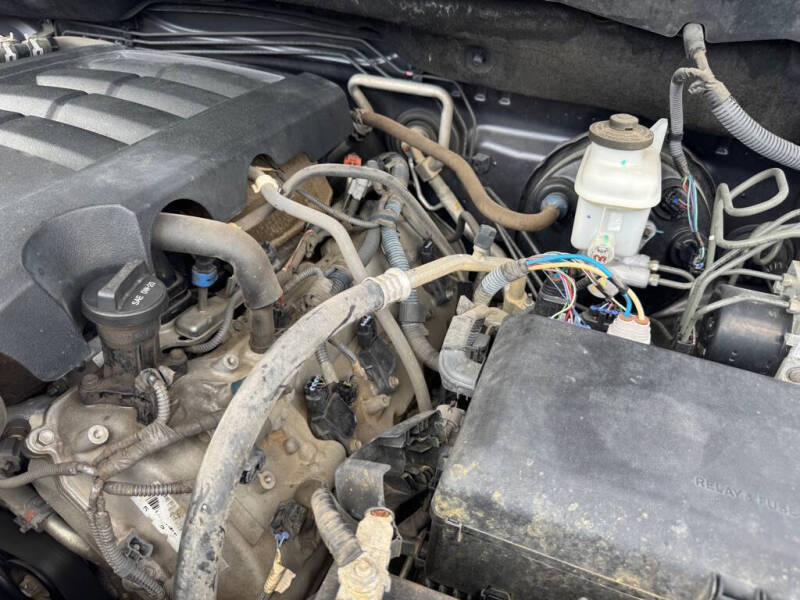 2014 Toyota Sequoia SR5