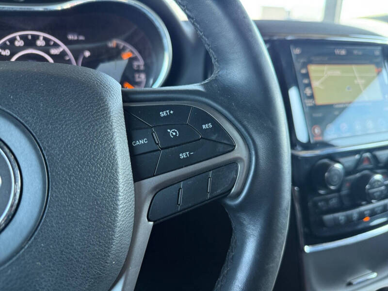 2019 Jeep Grand Cherokee Laredo E