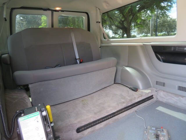 2013 Ford E-Series E-150 XLT