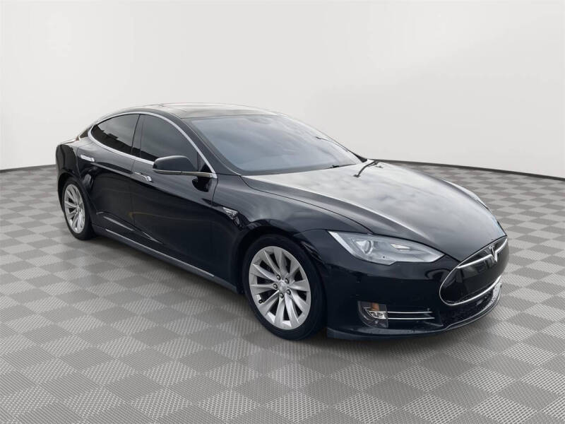 2016 Tesla Model S 70D