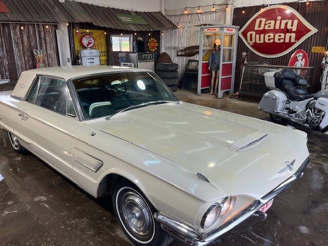 1965 Ford Thunderbird