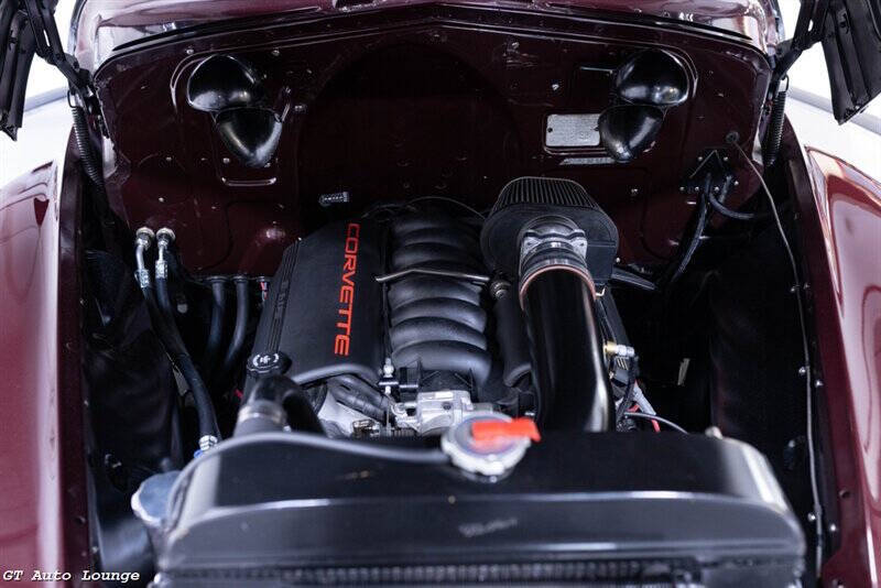 1941 Pontiac Streamliner