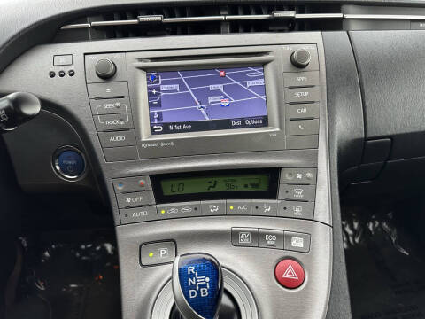 2013 Toyota Prius Three