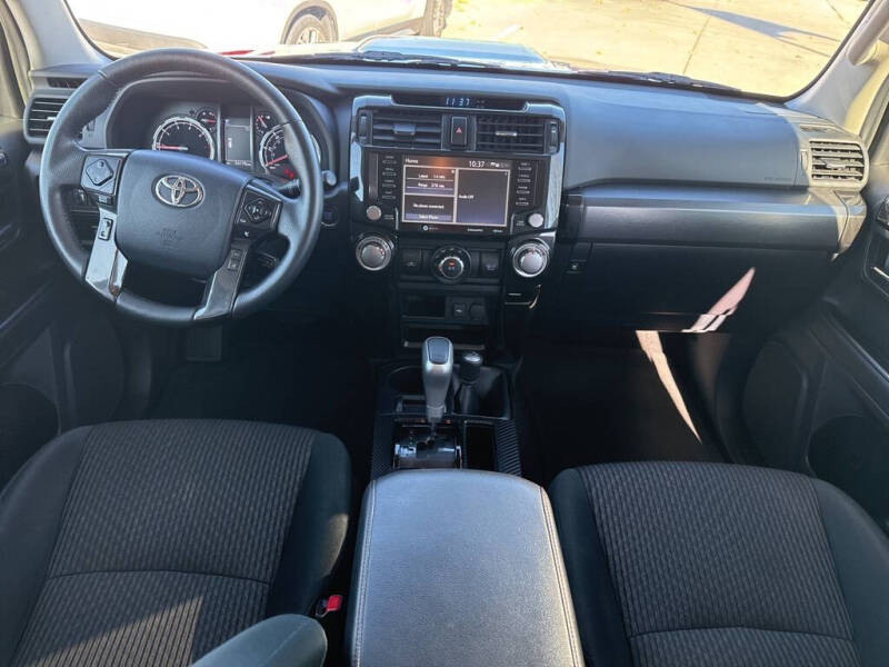 2023 Toyota 4Runner TRD Off-Road