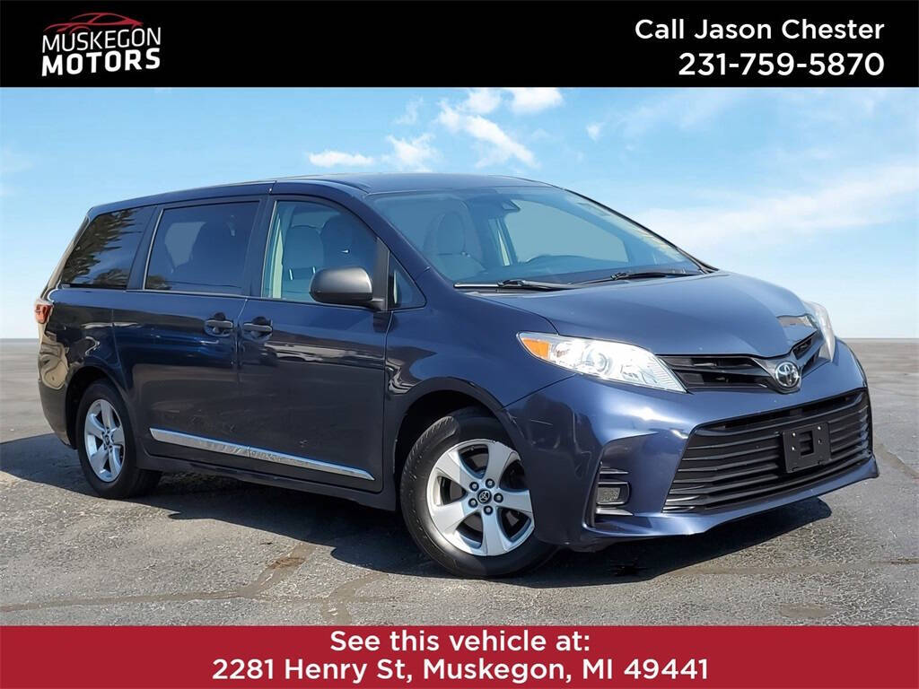 2018 Toyota Sienna for sale at Muskegon Motors in Muskegon, MI