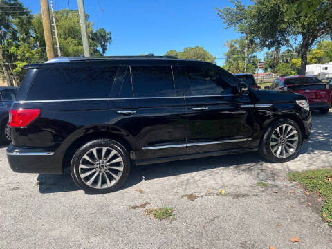 2018 Lincoln Navigator Select