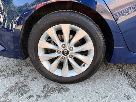 2017 Kia Optima LX