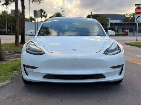 2019 Tesla Model 3 Standard Range