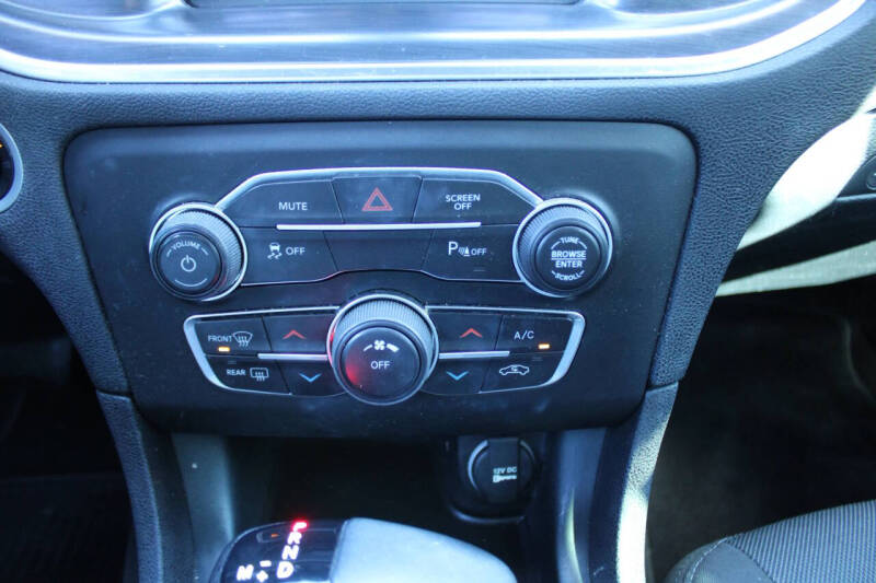 2018 Dodge Charger SXT