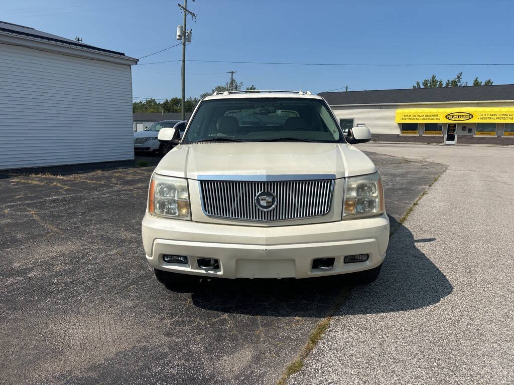 2004 Cadillac Escalade EXT for sale at DECKER AUTO SALES in Bay City, MI