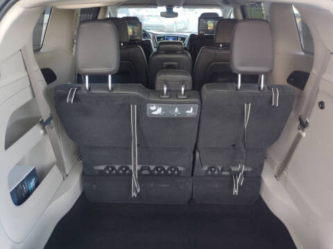 2017 Chrysler Pacifica Touring-L Plus